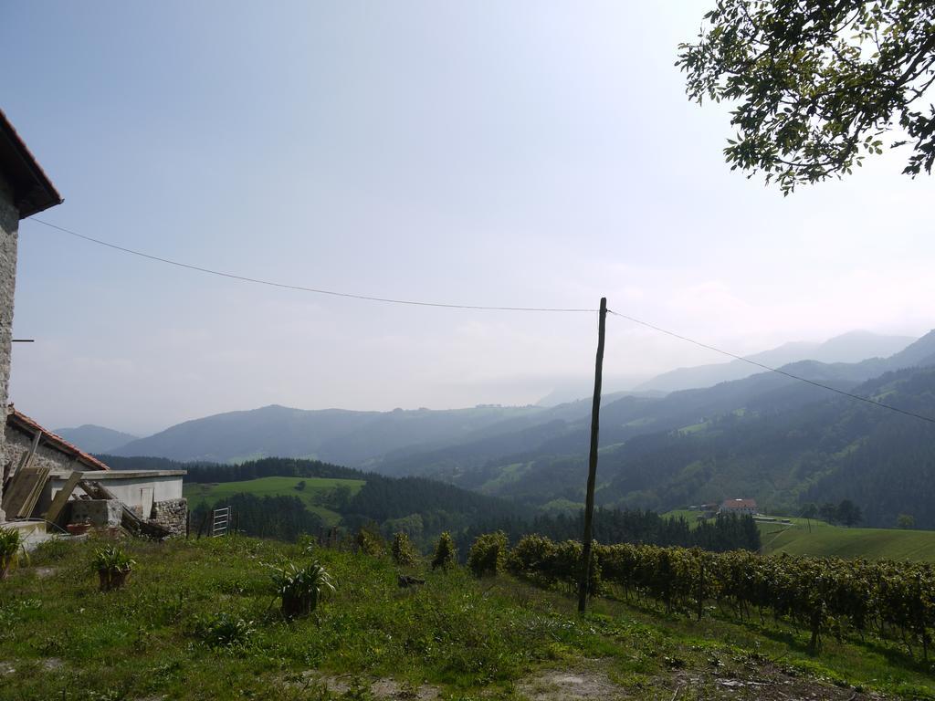 Landhuis Erlete Goikoa -estamos En El Camino De Santiago -we Are On The Camino De Santiago Deba